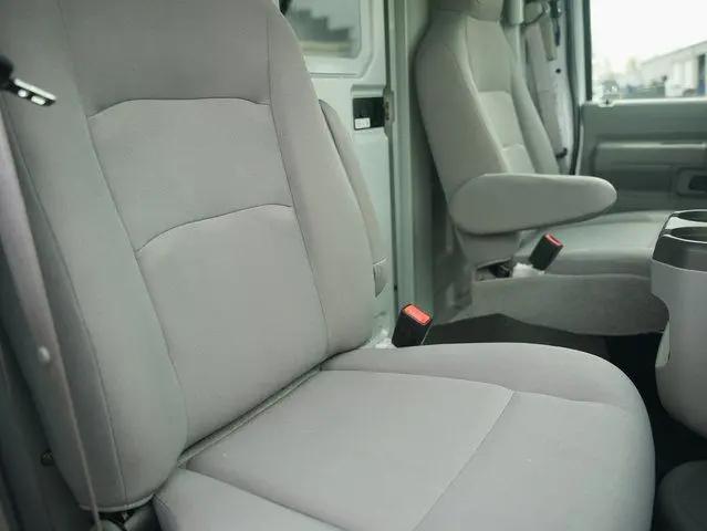 2025 Ford E-350 Cutaway E-Series Cutaway