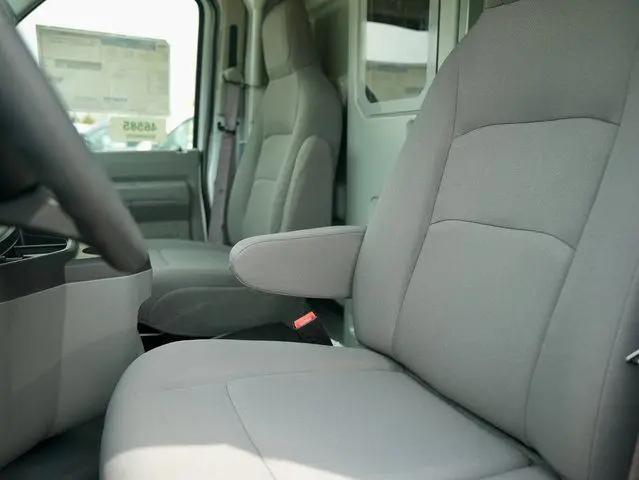 2025 Ford E-350 Cutaway E-Series Cutaway