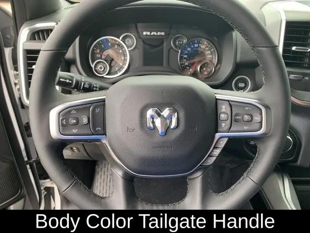 2025 Ram 1500 Big Horn Crew Cab 4x4 57 Box