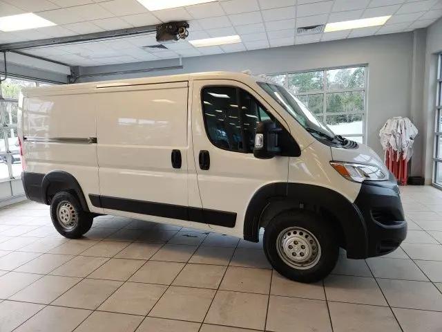 2025 Ram ProMaster Cargo Van Tradesman Low Roof 136" WB w/Pass Seat