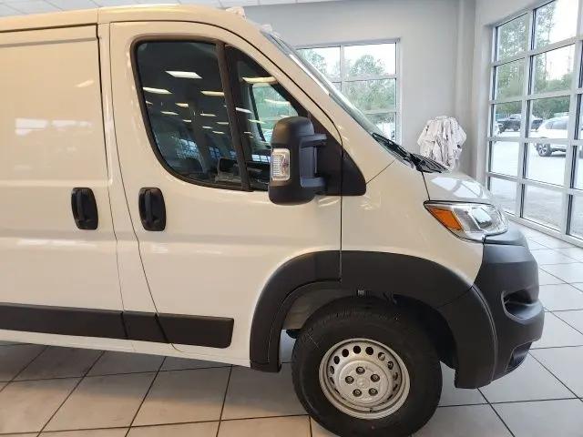 2025 Ram ProMaster Cargo Van Tradesman Low Roof 136" WB w/Pass Seat