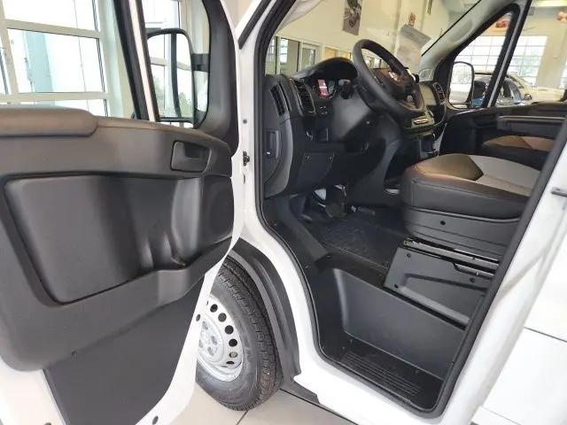 2025 Ram ProMaster Cargo Van Tradesman Low Roof 136" WB w/Pass Seat