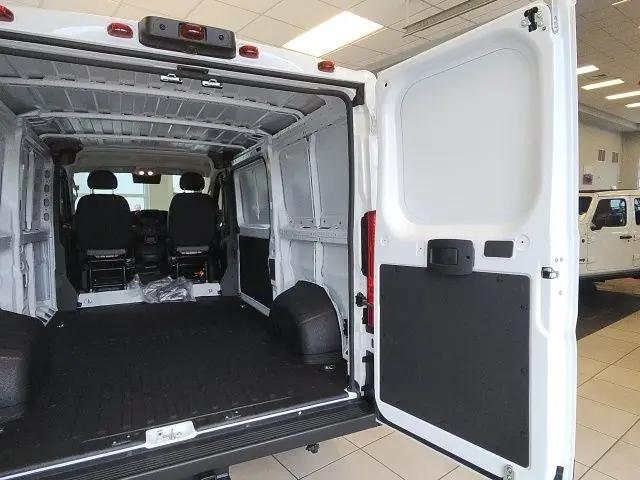 2025 Ram ProMaster Cargo Van Tradesman Low Roof 136" WB w/Pass Seat