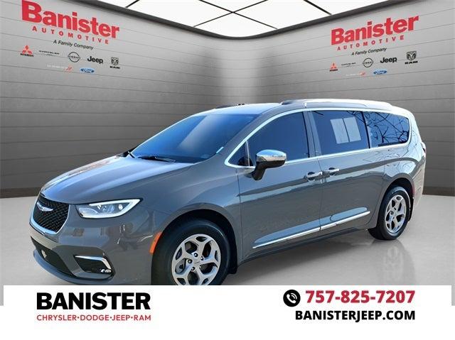 2023 Chrysler Pacifica Limited AWD