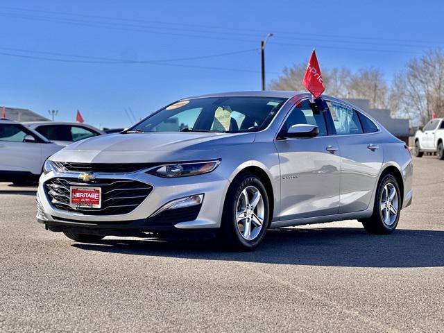 2022 Chevrolet Malibu FWD 1FL