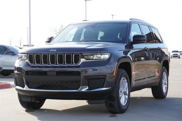 2025 Jeep Grand Cherokee GRAND CHEROKEE L LAREDO X 4X4
