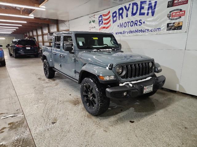 2025 Jeep Gladiator GLADIATOR NIGHTHAWK 4X4