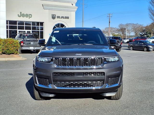 2025 Jeep Grand Cherokee GRAND CHEROKEE L LAREDO X 4X4