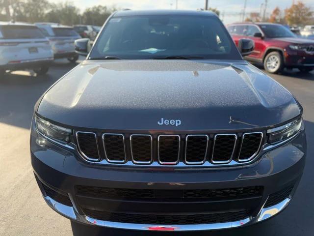 2025 Jeep Grand Cherokee GRAND CHEROKEE L LAREDO X 4X2