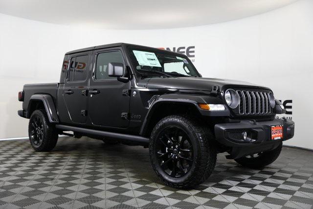 2025 Jeep Gladiator GLADIATOR NIGHTHAWK 4X4