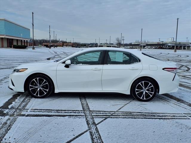 2020 Toyota Camry SE Nightshade Edition