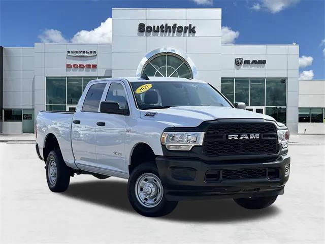 2022 RAM 2500 Tradesman Crew Cab 4x4 64 Box