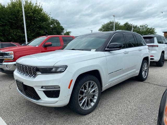 2022 Jeep Grand Cherokee Summit 4x4 for sale in Fort Dodge, IA