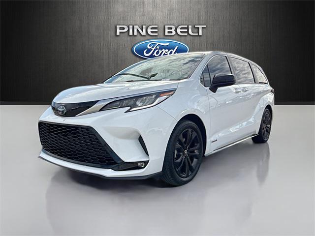 2021 Toyota Sienna XSE