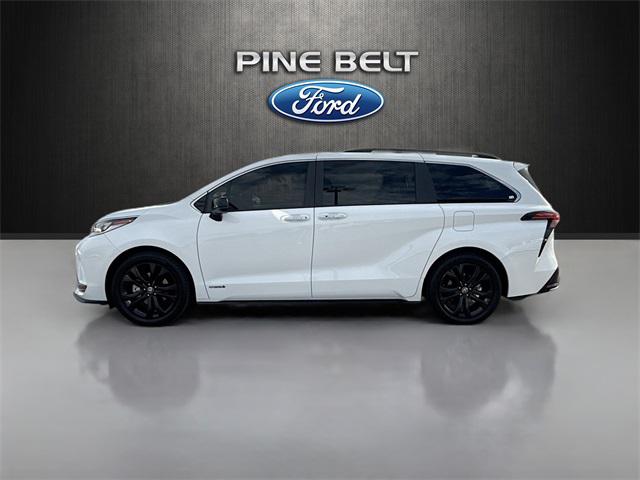 2021 Toyota Sienna XSE