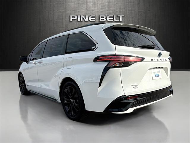 2021 Toyota Sienna XSE