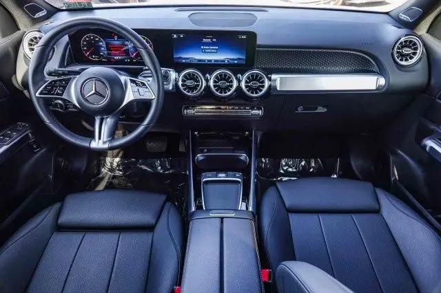 2024 Mercedes-Benz GLB 4MATIC