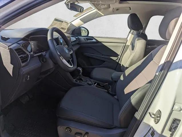 2025 Volkswagen Taos 1.5T SE Black
