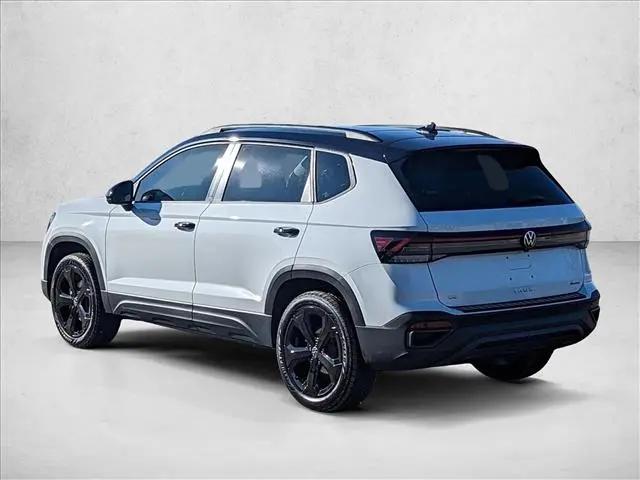2025 Volkswagen Taos 1.5T SE Black