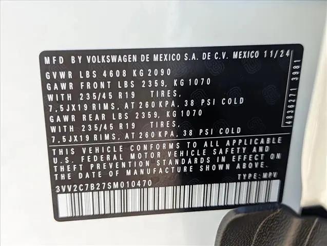 2025 Volkswagen Taos 1.5T SE Black