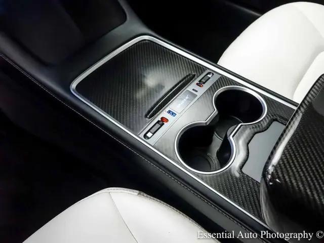 2022 Tesla Model 3 Performance Dual Motor All-Wheel Drive