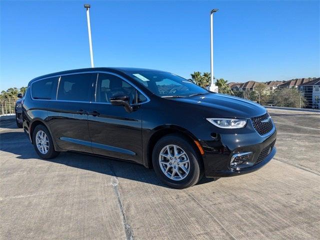 2025 Chrysler Pacifica PACIFICA SELECT