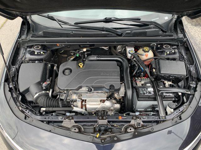 2022 Chevrolet Malibu FWD LT