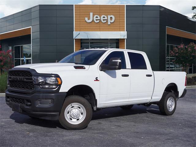2023 RAM 2500 Tradesman Crew Cab 4x4 64 Box