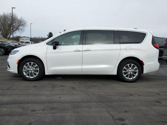 2025 Chrysler Pacifica PACIFICA SELECT AWD