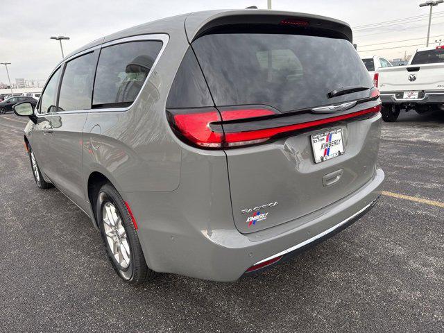 2025 Chrysler Pacifica PACIFICA SELECT