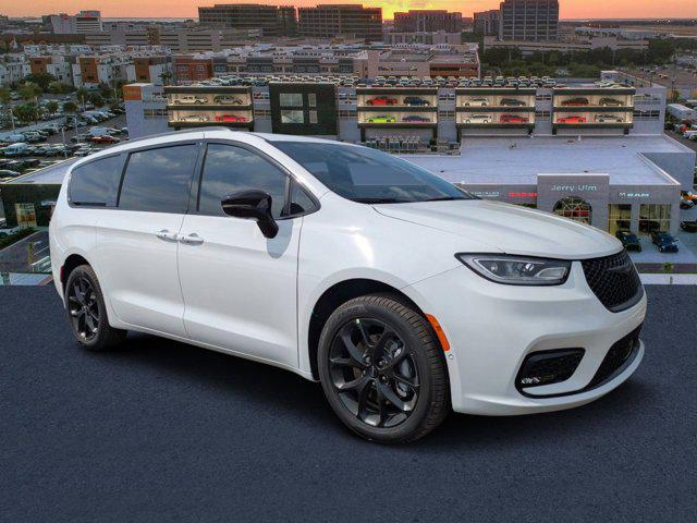 2025 Chrysler Pacifica PACIFICA LIMITED AWD