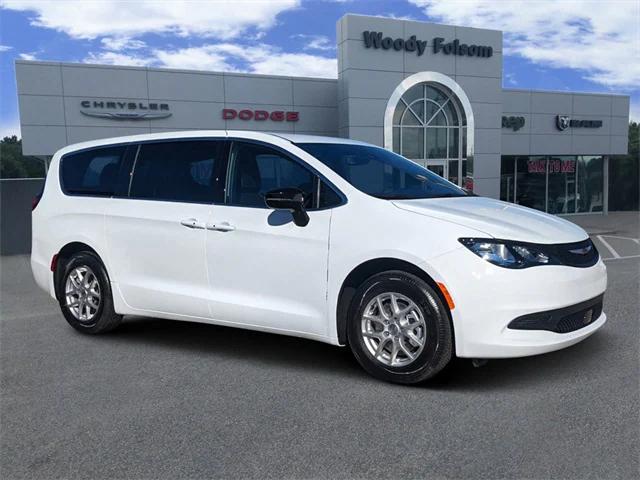 2025 Chrysler Voyager VOYAGER