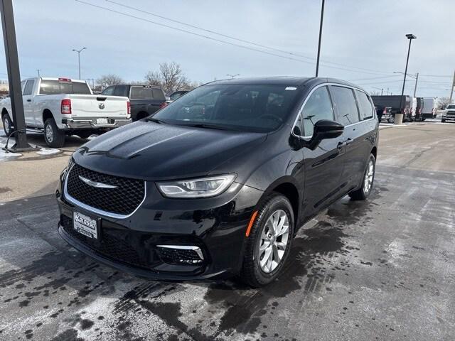 2025 Chrysler Pacifica PACIFICA SELECT AWD