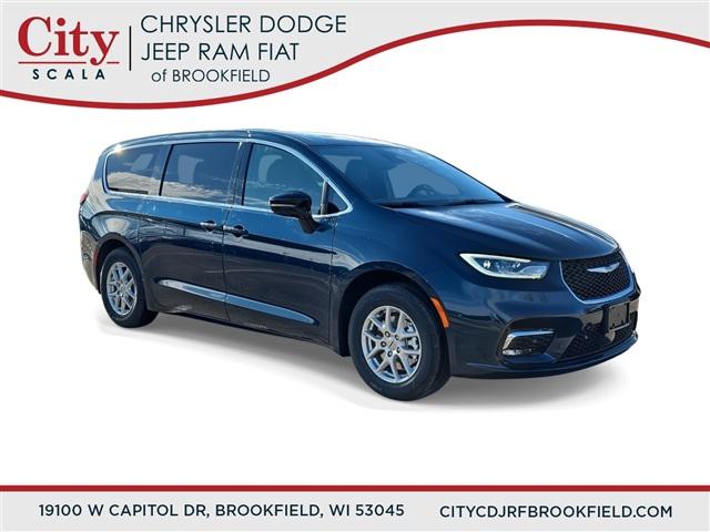 2025 Chrysler Pacifica PACIFICA SELECT