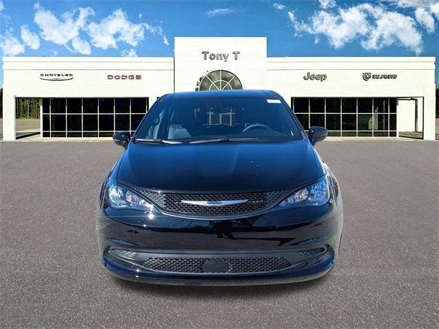 2025 Chrysler Voyager VOYAGER