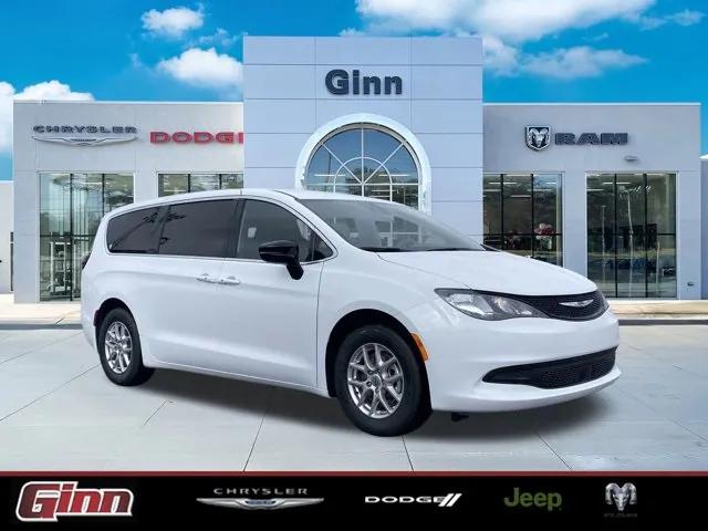 2025 Chrysler Voyager VOYAGER