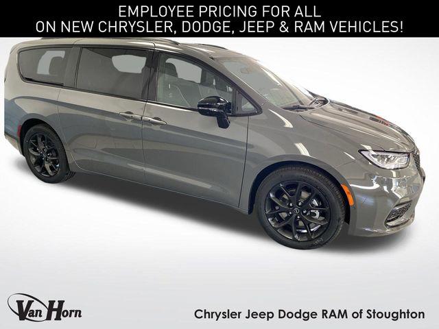 2025 Chrysler Pacifica PACIFICA LIMITED