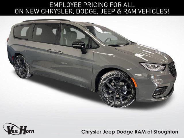 2025 Chrysler Pacifica PACIFICA LIMITED