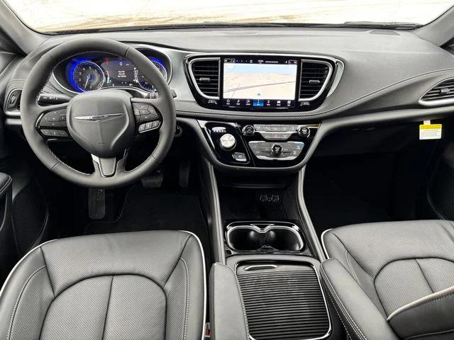 2025 Chrysler Pacifica PACIFICA LIMITED