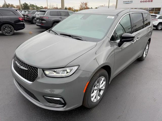 2025 Chrysler Pacifica PACIFICA SELECT AWD