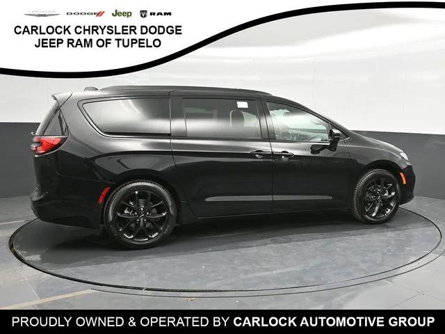 2025 Chrysler Pacifica PACIFICA LIMITED