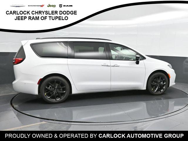 2025 Chrysler Pacifica PACIFICA LIMITED