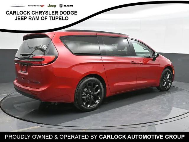 2025 Chrysler Pacifica PACIFICA LIMITED