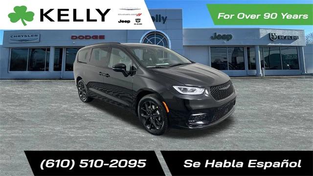 2025 Chrysler Pacifica PACIFICA LIMITED AWD