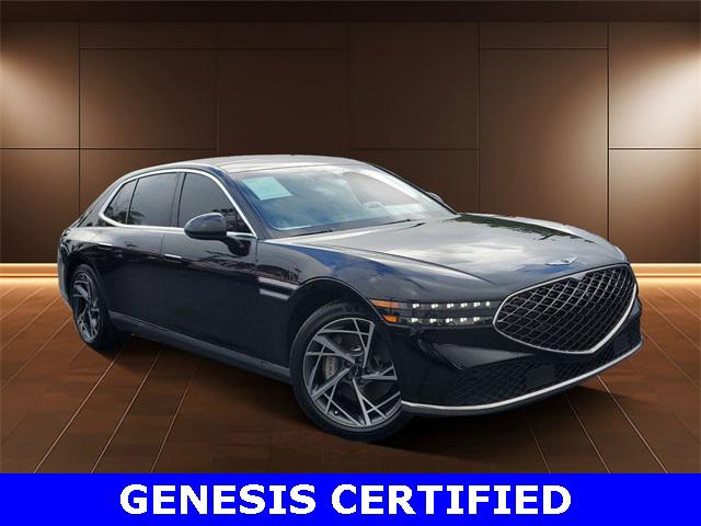 2023 Genesis G90