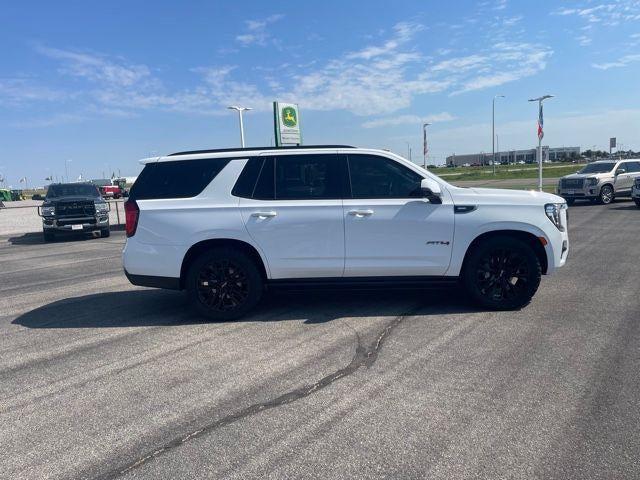 2023 GMC Yukon 4WD AT4