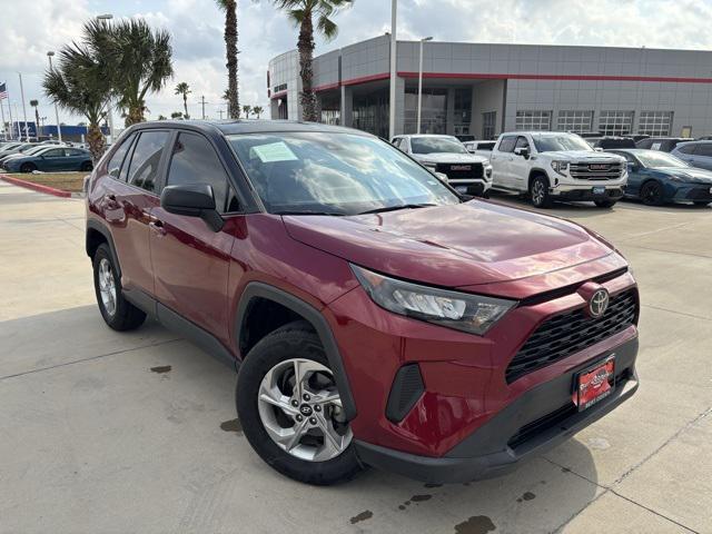 2022 Toyota RAV4 LE