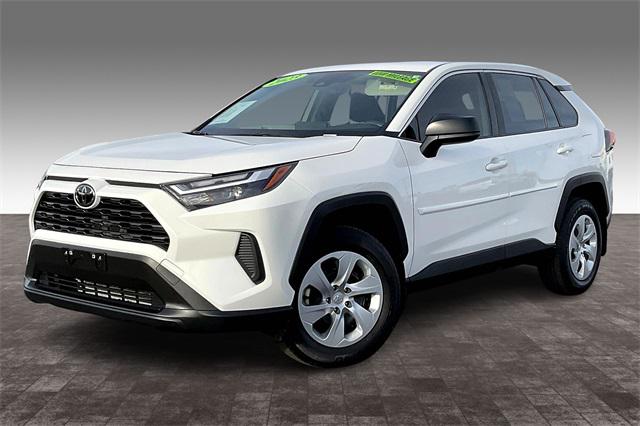 2023 Toyota RAV4 LE