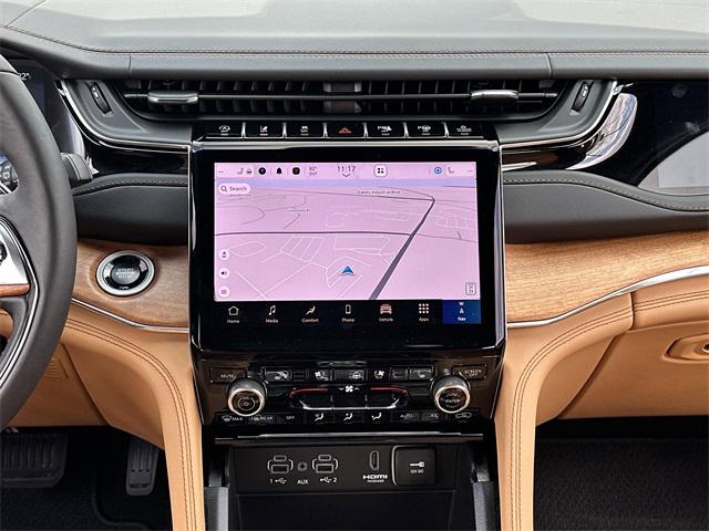 2025 Jeep Grand Cherokee GRAND CHEROKEE SUMMIT RESERVE 4X4