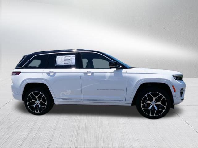 2025 Jeep Grand Cherokee GRAND CHEROKEE SUMMIT RESERVE 4X4